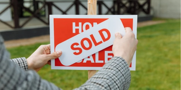 戶外耐候PVC不幹膠：電力行業（yè）的守護神！