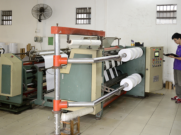 91在线免费视频膠粘-分（fèn）切設備1