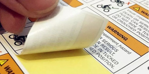 如（rú）何能讓PVC不幹膠貼紙貼得更牢固，不翹標呢？